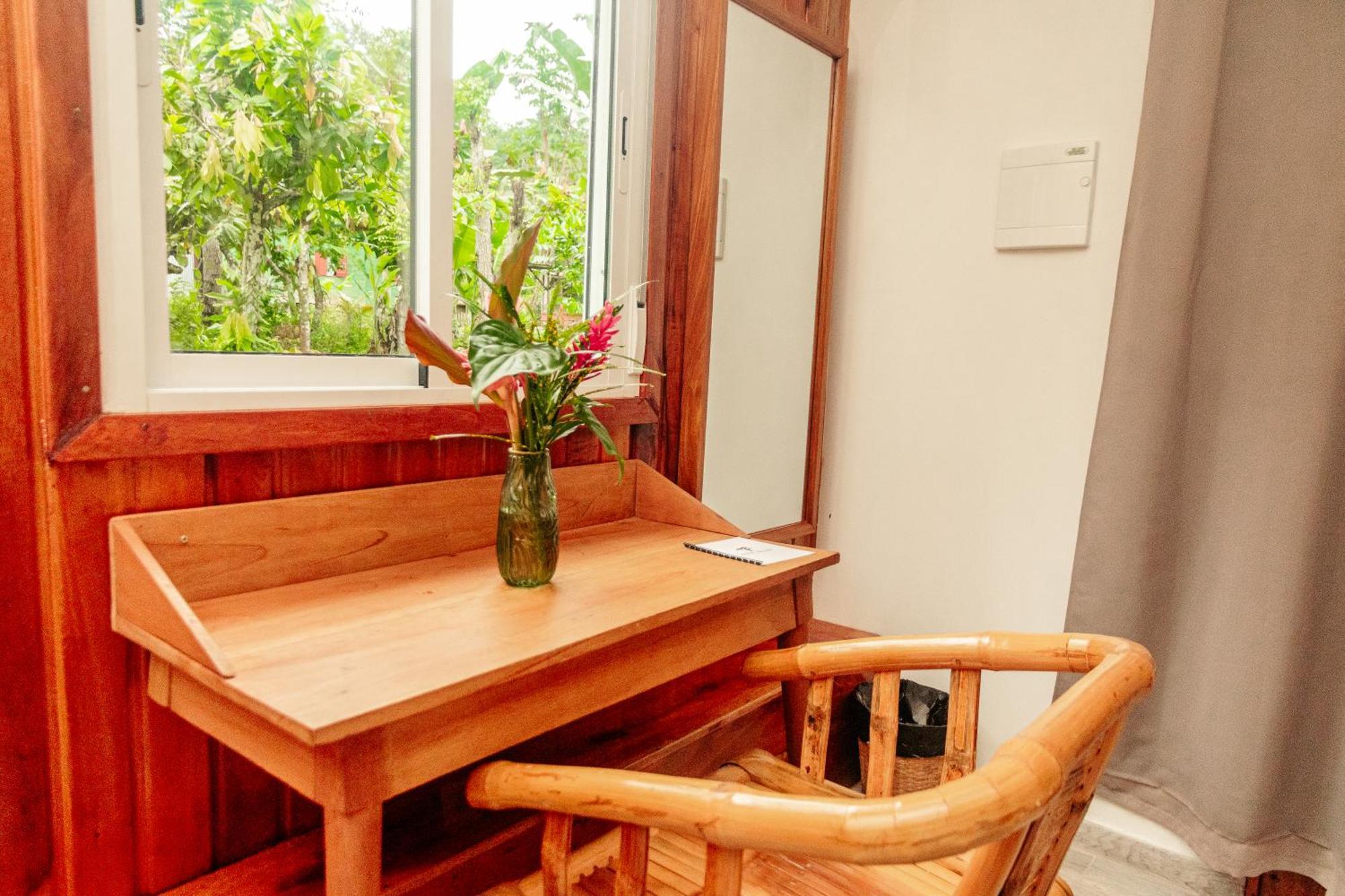 Eden Valley Ecolodge And Farming Madalena Екстер'єр фото